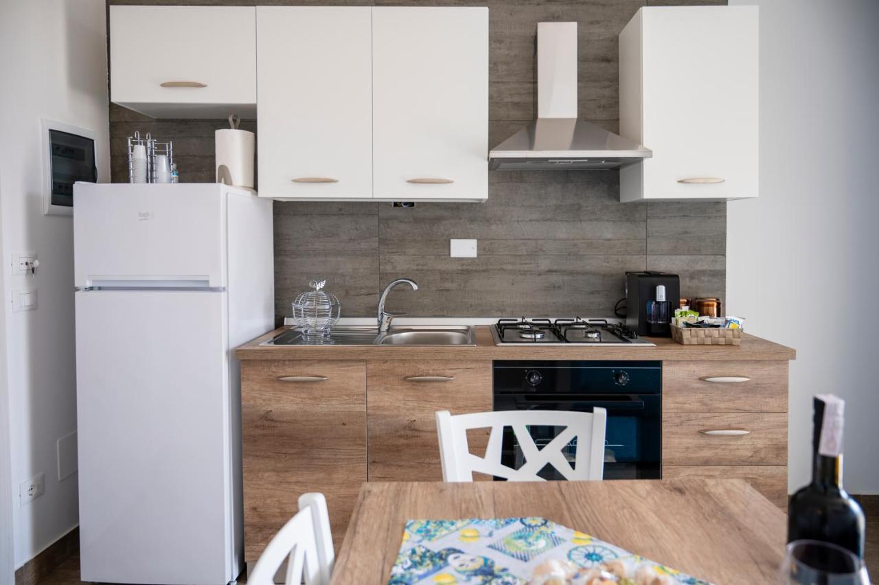 White & Spa * Avola