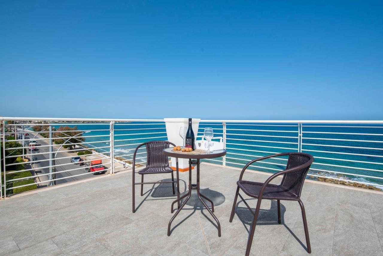 Aparthotel White & Spa